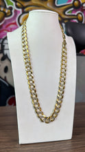 Cargar imagen en el visor de la galería, Cadena Martillada 1.4cm Solida Oro 10k

