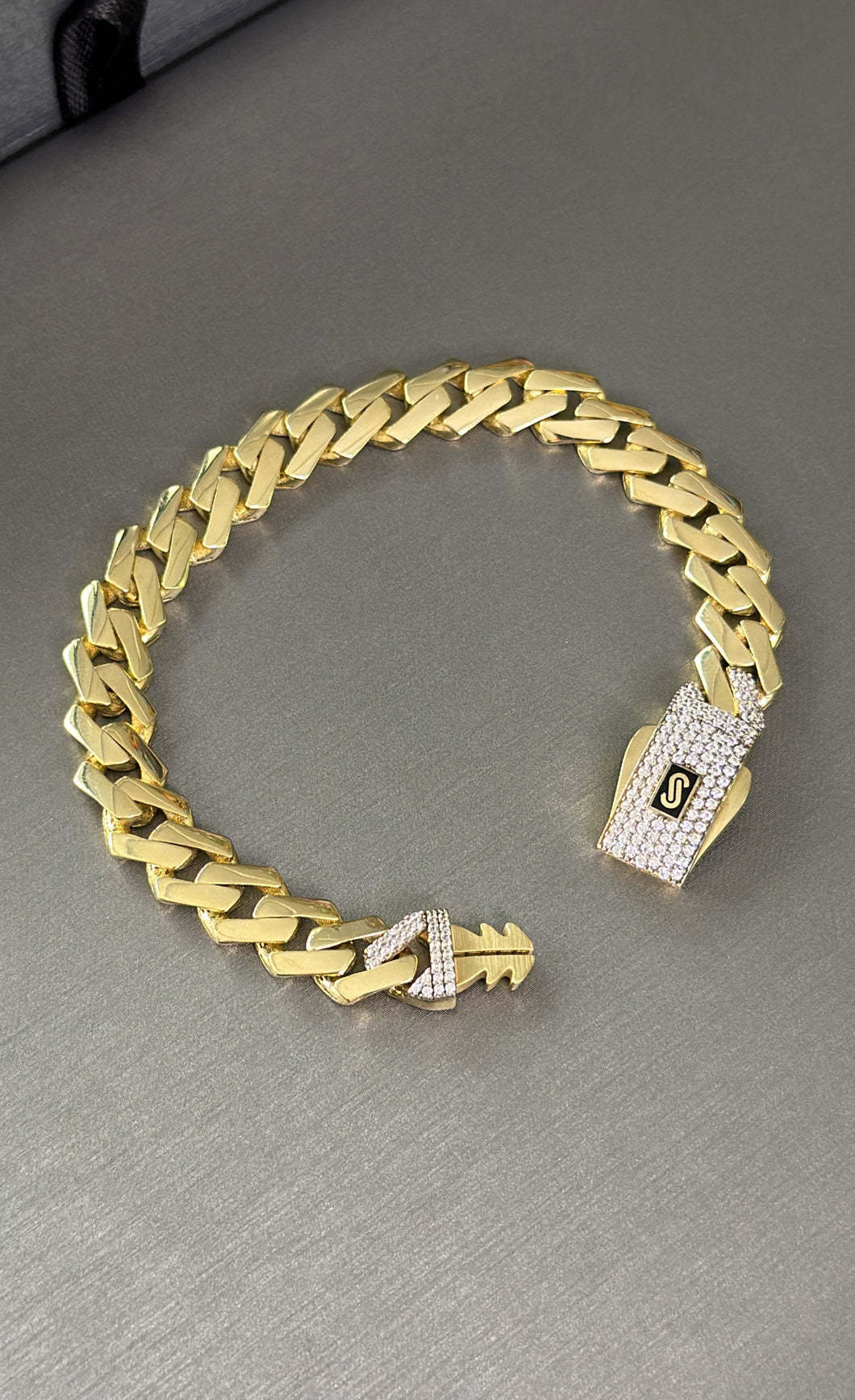 Pulsera Edge 9.5mm De Mujer Oro 10k