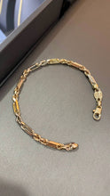 Cargar imagen en el visor de la galería, Pulsera Figaro 5mm Tres Oros 10k

