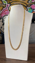 Cargar imagen en el visor de la galería, Cadena Cubana Lisa 7mm Solida Oro 10k
