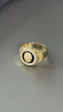 Cargar imagen en el visor de la galería, Anillo De Leon Oro 10k
