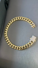 Cargar imagen en el visor de la galería, Pulsera Cubana 9mm Oro 10k
