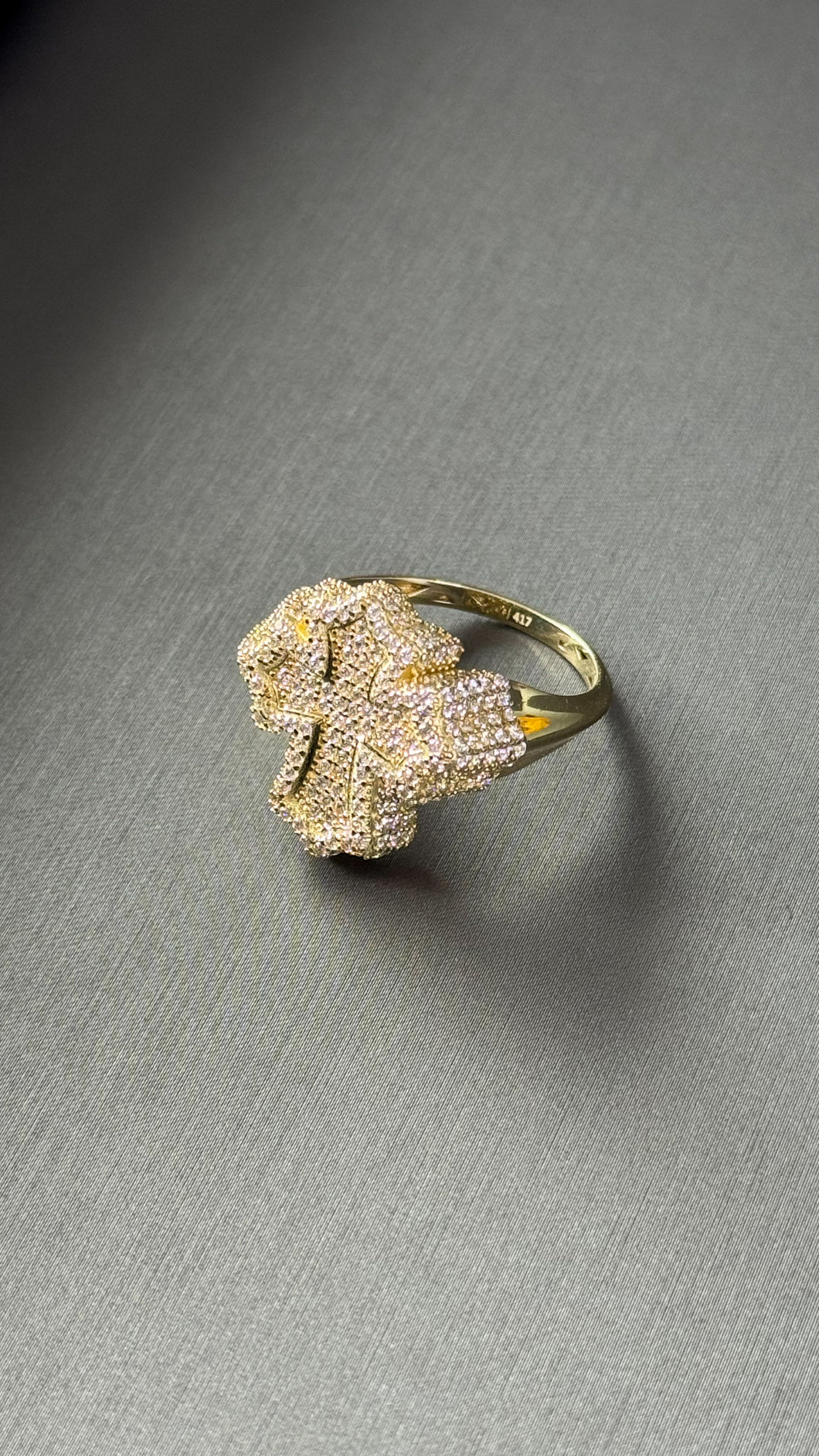 Anillo De Cruz Chrome Oro 10k