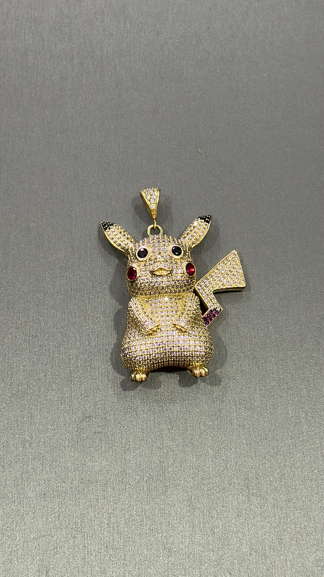 Dije Pikachu Oro 10k