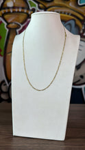 Cargar imagen en el visor de la galería, Cadena Cartier de Mujer 2mm Oro 10k
