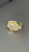 Cargar imagen en el visor de la galería, Anillo Versace Oro 10k
