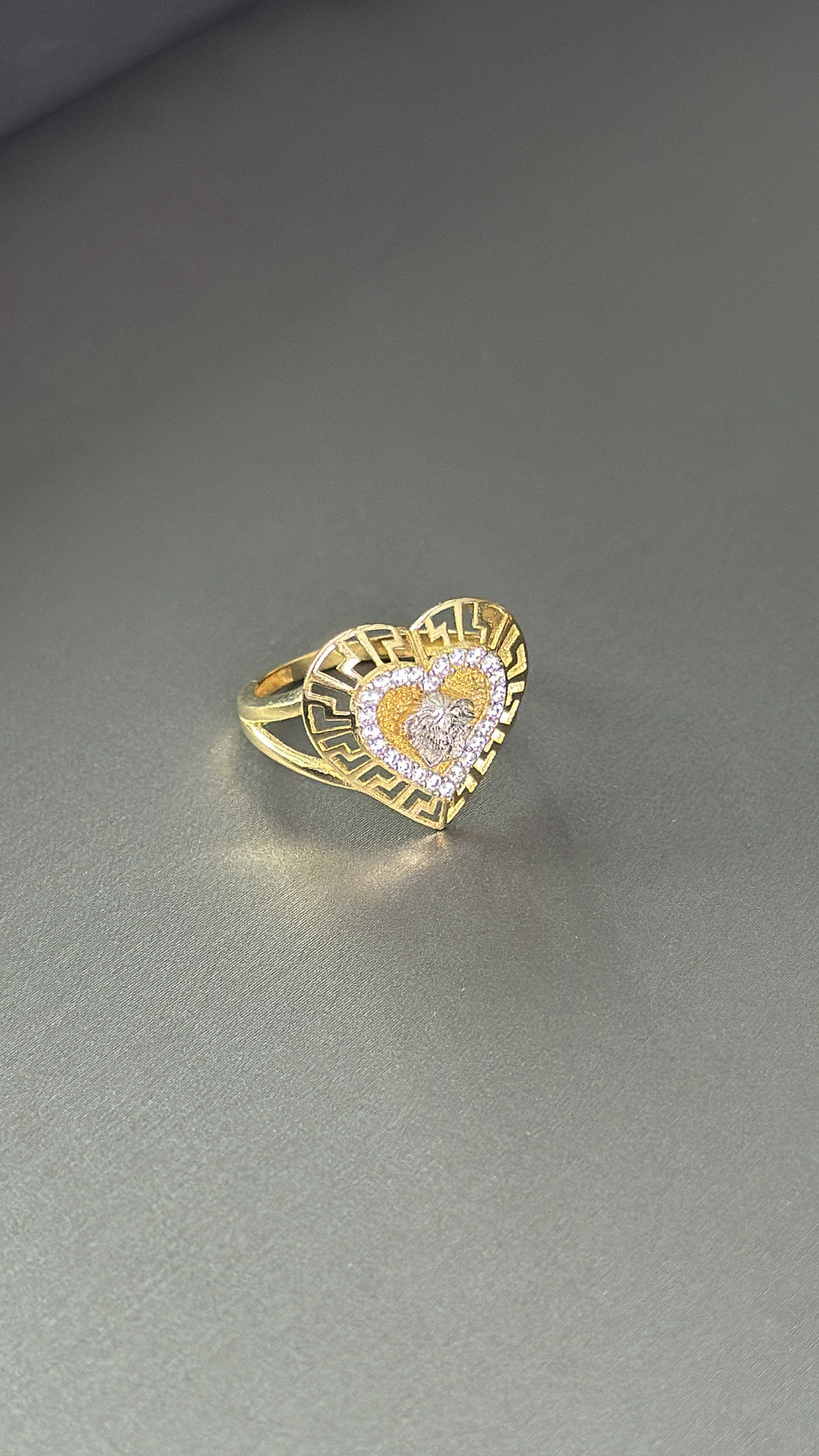 Anillo Corazon Versace De Mujer Oro 10k
