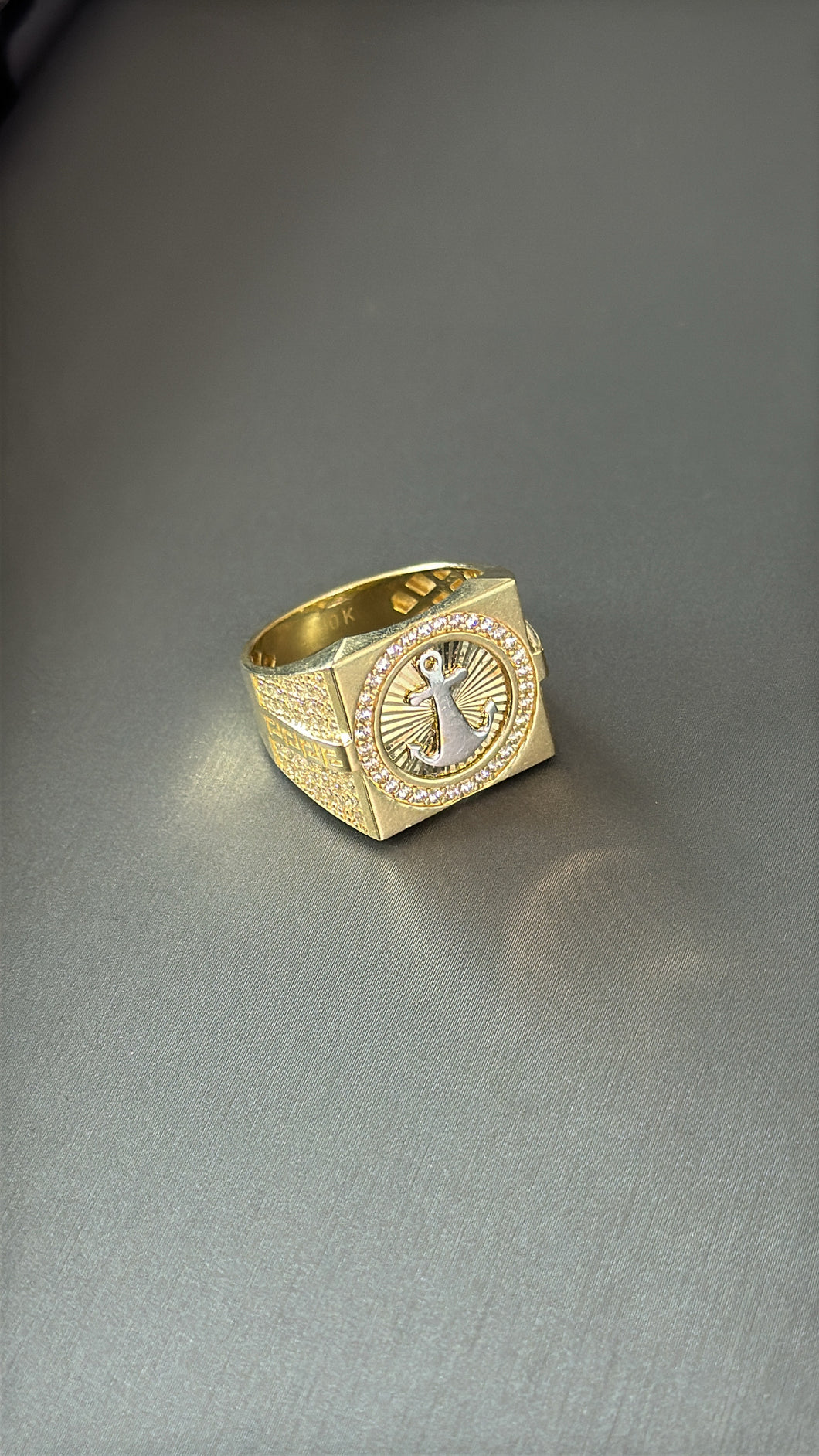 Anillo De Ancla Oro 10k