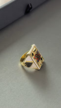 Cargar imagen en el visor de la galería, Anillo Del Rey Oro 10k
