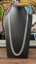 Cargar imagen en el visor de la galería, Cadena Cubana 8mm Plata Italiana
