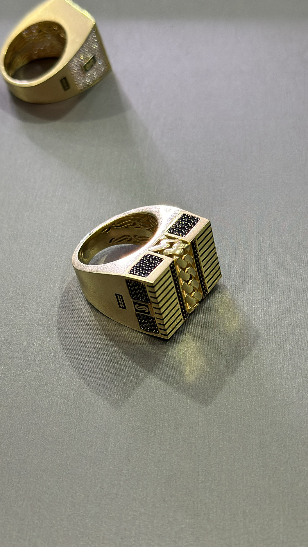 Anillo Monaco Oro 10k