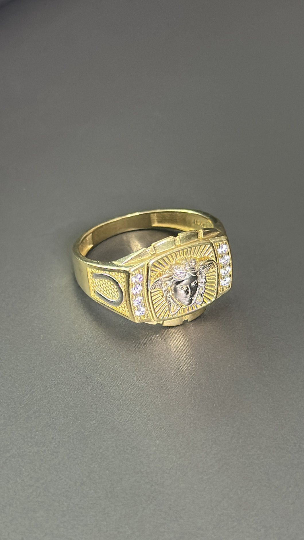 Anillo Versace Oro 10k